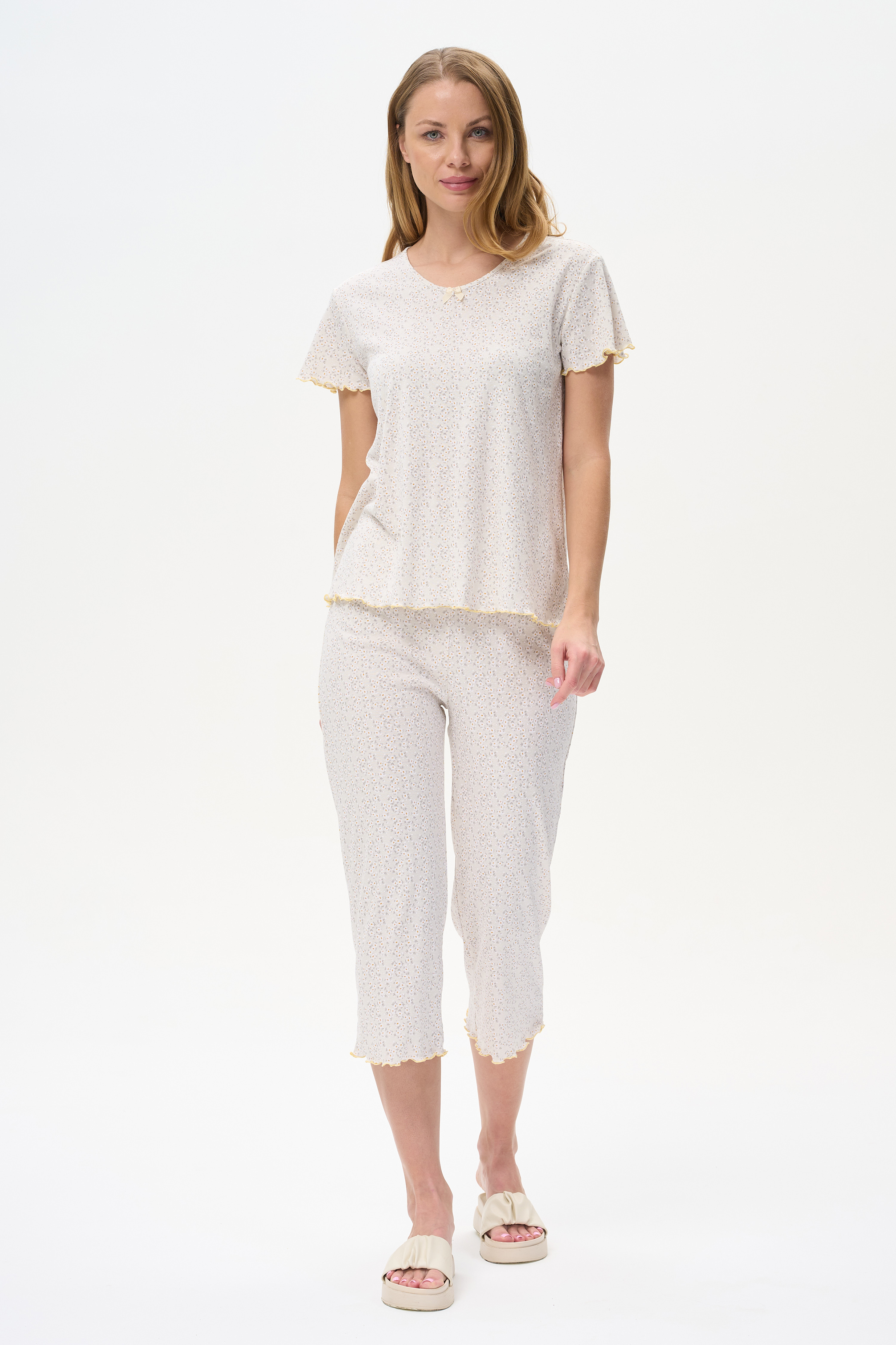 Пижама с бриджами P1033-F10.5S07