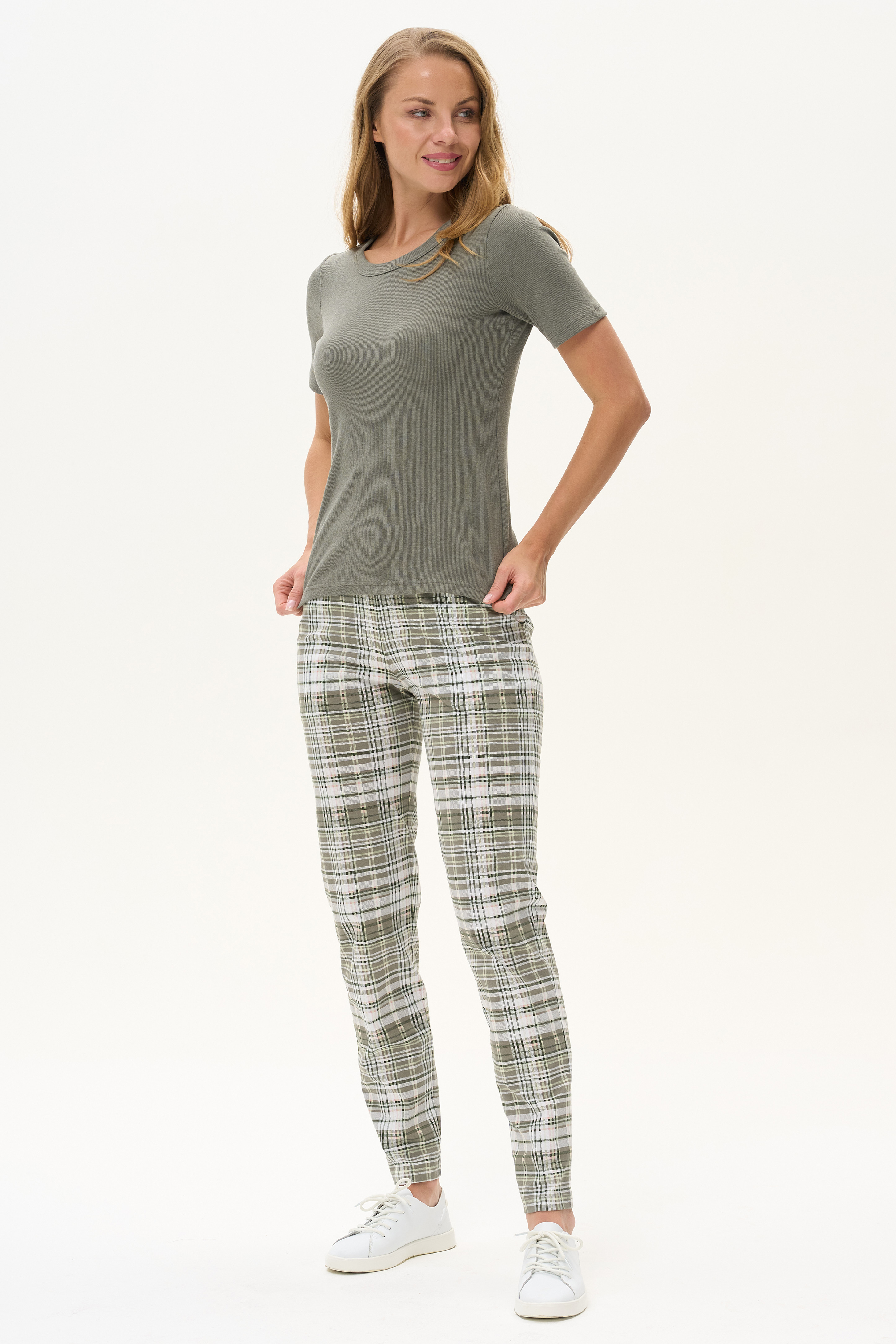 Брюки B0162-C72.5F08